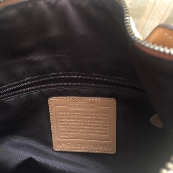 Coach Signature Logo Shoulder Bag - Picture 9 of 9